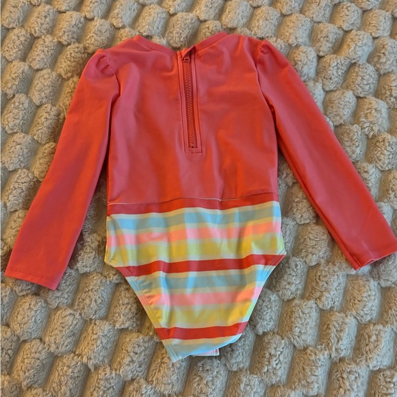 Cat & Jack ☀️ SUNSHINE Swimsuit - Picture 5 of 8